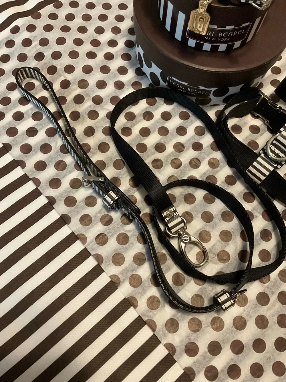 EUC Henri Bendel Pet Set - Collar, Harness and Leash